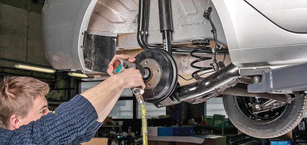 Замена амортизаторов